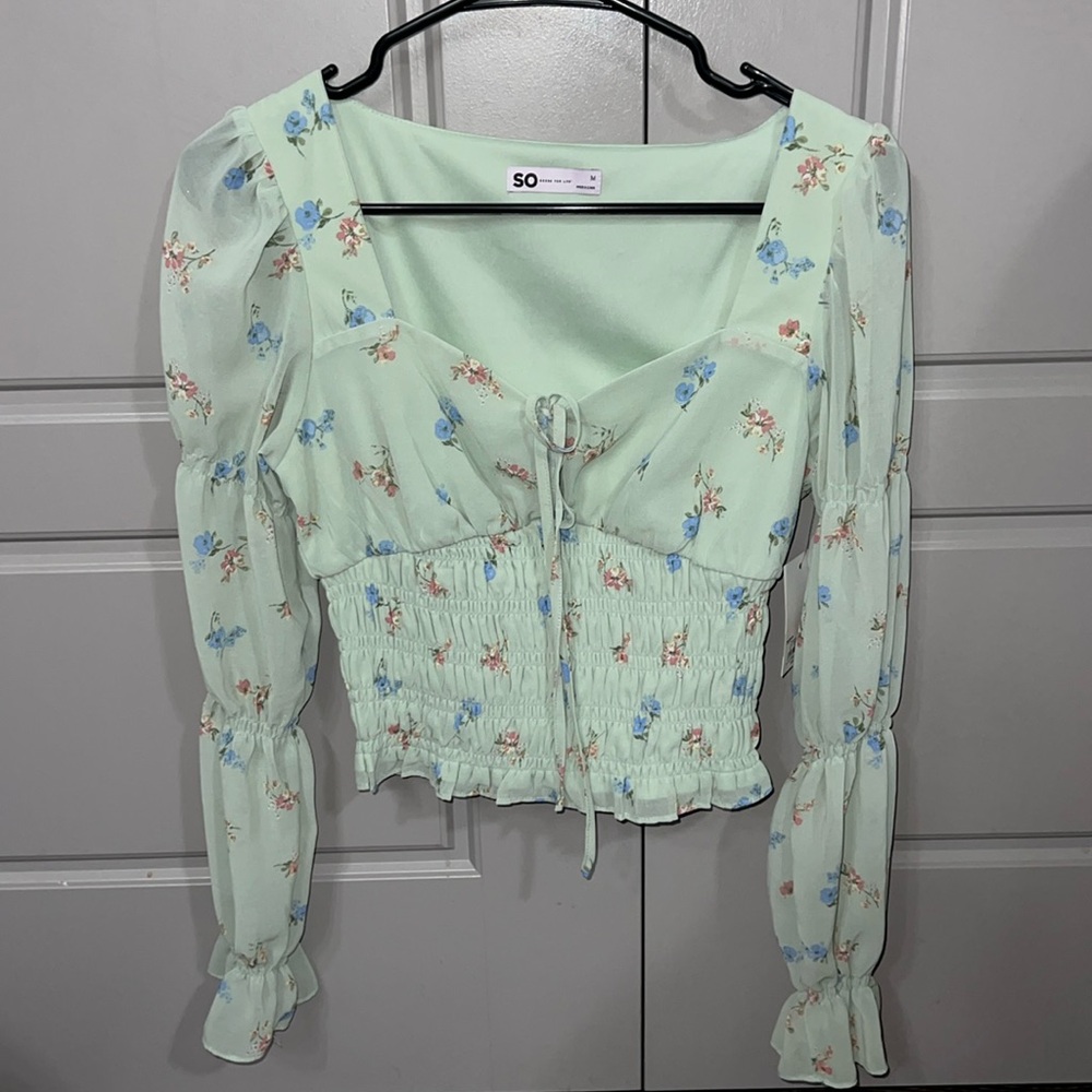 SO Crop Long Sleeve Floral Tie Front Top Size M NWT